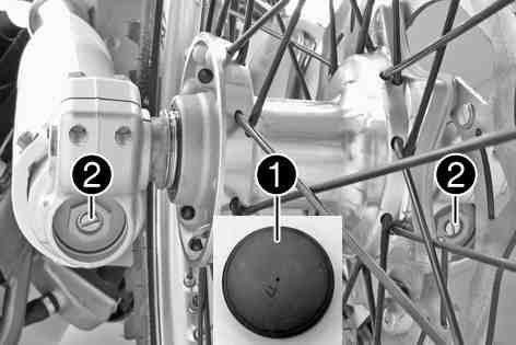 11 INSTÄLLNING AV CHASSIT 52 11.11 Kontrollera gaffelns grundinställning Efterarbete Montera fjäderbenet.x( s 67) Ta bort motorcykeln från mc-lyften. ( s 56) Kontrollera fjäderbenets statiska häng.