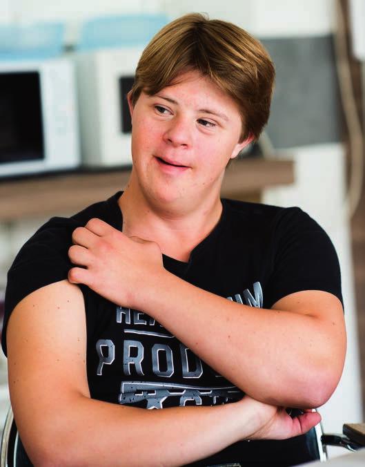 TEMA Ett meningsfullt jobb William Gårdeman Ålder: 21. Yrke: Hundskötare på hunddagis. Familj: Storebror Charlie, 24, mamma Isabella och pappa Dag.