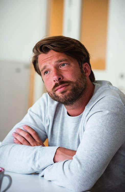 Arbetsgivaren ska teckna försäkringar för dig men behöver däremot inte teckna en tilläggssjukförsäkring eller omställningsförsäkring.