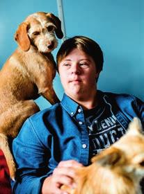 teman INTERVJU 6 Maria Persdotter, ordförande för RBU VÅRD & ASSISTANS 8 Vi har börjat leva igen 14 Många frågetecken om reglerna BÄSTA LSS-KOMMUN 16 Då avgörs vem som är bäst 17 Stor valfrihet men