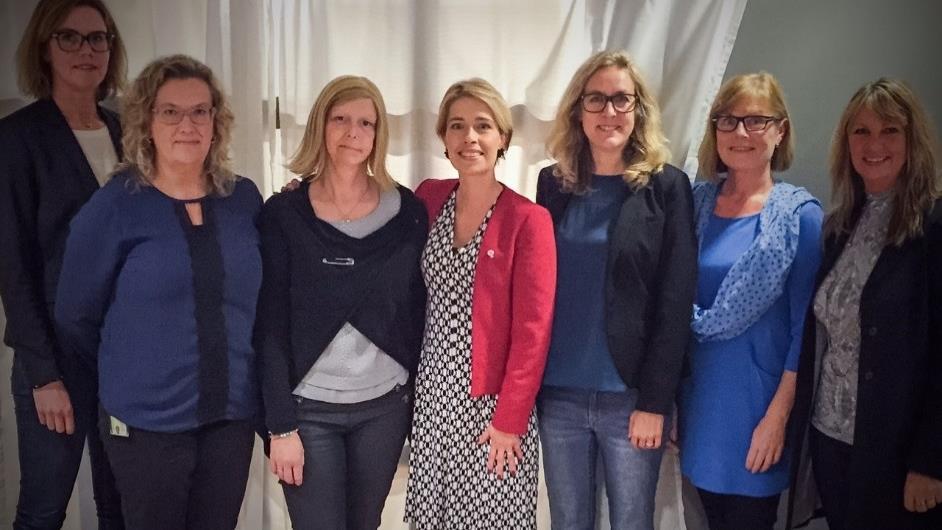 Vad säger socialministern? Jag tycker att försöket i Västra Götaland är oerhört intressant. När det är genomfört hoppas jag verkligen att detta kan införas generellt i hela landet.