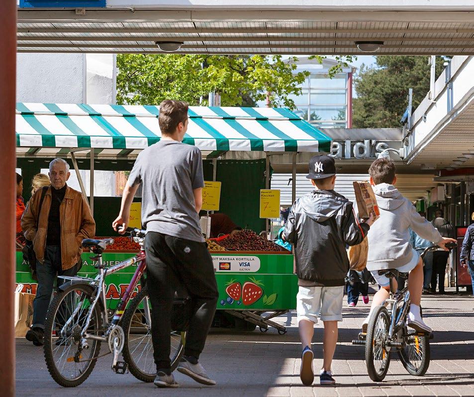 90 Gårdsbacka köpcentrum Gällande Gårdsbacka köpcenter planeras kompletteringsbyggande i samarbete med köpcentrum bolagen. Målet är att öka boende.