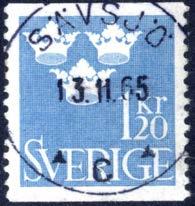 294) med stor vit fläck ovanför SVERIGE. I par med korrekt tryckt märke stämplat xxxxborg 1 PAK M*, 1.12.1943.