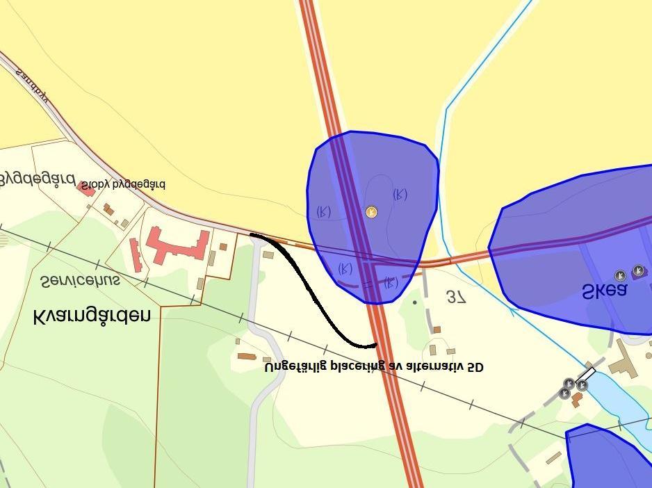 Figur 5. Utdrag ur fornlämningsregistret, RAÄ Stoby 209:1. Med fornlämningens angivna utbredning samt ungefärlig placering av planerad bussgata, alternativ 5D, inritad.