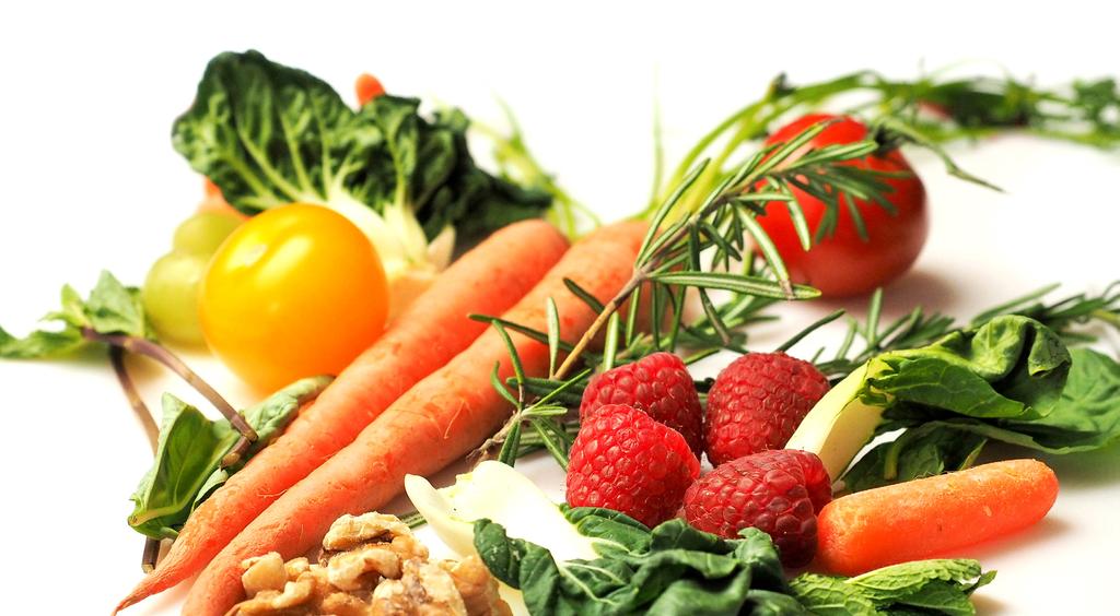 HÄLSOSAMMA MATVANOR Hälsosamma matvanor innebär att energi- och näringsintag, livsmedelsval och måltidsmönster svarar till individens behov.