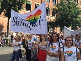 Unizonjourer i Prideparaden 2016. Stockholm Pride Unizon medverkade som tidigare år på Stockholm Pride, för allas rätt till ett liv fritt från våld.