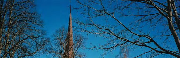 Inledning På grund av en fukt- och mögelskadeanalys vid Medåkers kyrka har en arkeologisk antikvarisk kontroll utförts i samband med schaktningar för