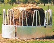 900:- SCHAKTBLAD Rund foderhäck FHR. 12 foderplatser, stor diameter=2,3 m. Lätt att flytta med traktorfäste. Dubbelinfästa bogstöd. Varmgalvaniserad. KAMPANJ Vid köp av 2 st.