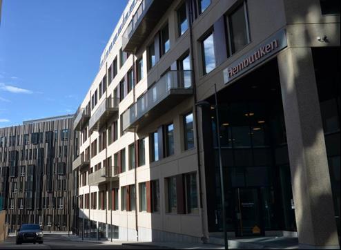 Objektbeskrivning Hus C består av kontorsbyggnad med kontorslokaler samt garage.