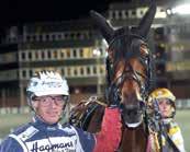 000 kronor LIVE 0 SEPT Lutfi Kolgjini-tränade Hanna och Ulf Eriksson vann Julines lopp på Solvalla. Foto: MALIN ALBINSSON/KANAL till Stall Be The Best efter ledning från start till mål.