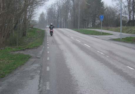 För att uppnå den återstående delen krävs sannolikt någon form av avgiftssystem för biltrafiken En utbyggnad av ny förbifart vid Onsala står inte i konflikt med ett ökat kollektivresande - tvärtom