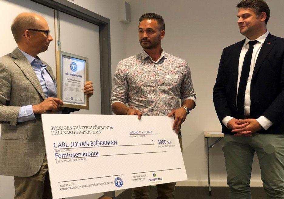 vattenåtervinning Samlar regnvatten från taket för användning i tvättprocessen Biologisk rengöringsprocess Egen biogasmack till leveransbilarna Självklart är företaget certifierat enligt ISO 14000,