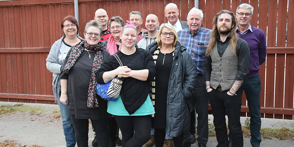 RÄDDNINGSDIREKTIONEN Bakre raden från vänster: Ann-Christin Persson Georgsdotter, Roger Wilund (ers), Bigitta Öberg, Torbjörn Jansson, Kent Andersson (ers), Hans Olsson, Sune Lang (ers), Birger