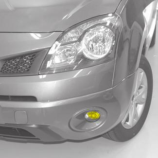 STRÅLKASTARE: Dimljus/Extraljus Extraljus Om du önskar utrusta din bil med dimstrålkastare eller fjärrljus, vänd dig till din märkesrepresentant.