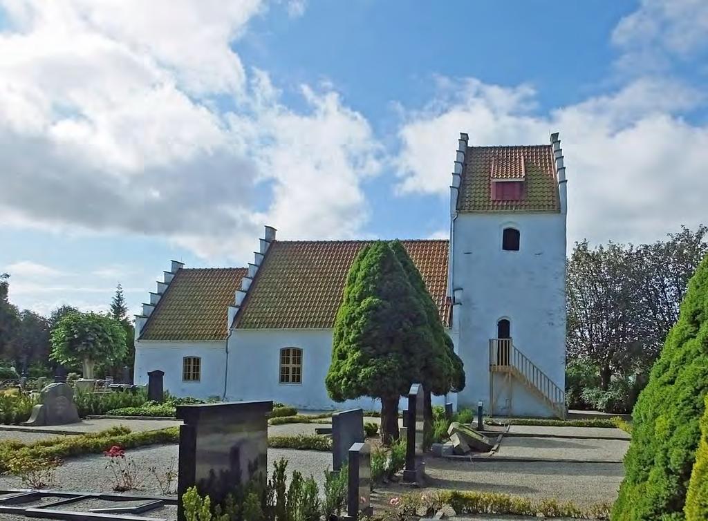 Revinge kyrka efter montering av torntrappan. Vy från norr med tornet till höger i bild.