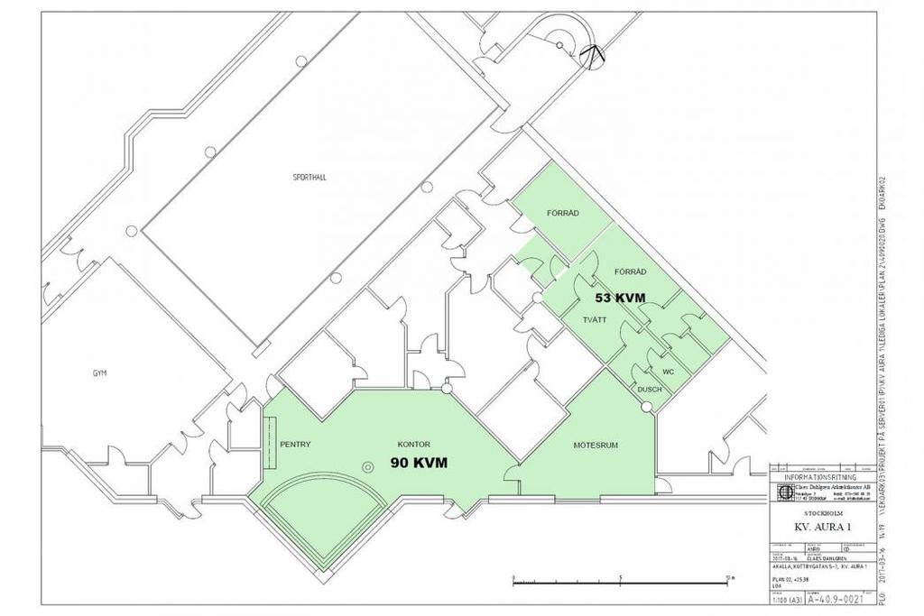 I kontorsdelen av lokalen finns även ett stort mötes-/konferensrum, samt utgång till den egna terrassen med söderläge.