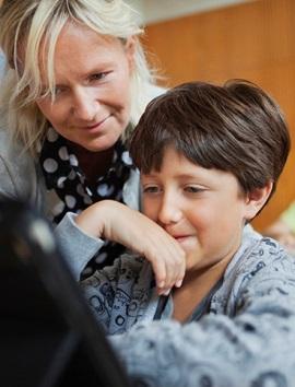 Regeringens svar Resurser till skolor efter behov Likvärdigt mottagande av nyanlända elever Samverkan för bästa skola Arbete för nya karriärmönster fler erfarna lärare på skolor med tuffa