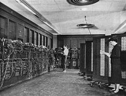 Den första generationen: 1946-1954 ENIAC 1943-46--55 Basen 10 30 ton 2.