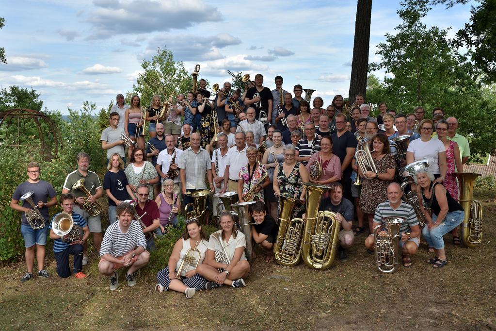 nu Detta är kursen för alla unga, från nybörjare till dig som spelat i flera år. Det finns en orkester för alla kunskapsnivåer. Jönköping 29 juli - 4 augusti Brassband, Blåsorkester och Storband.