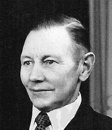 Erik Lindström 1892 1965 Lantbrukare, kommunalman och samhällsbyggare. Var med och utvecklade det nya Västerhaninge.
