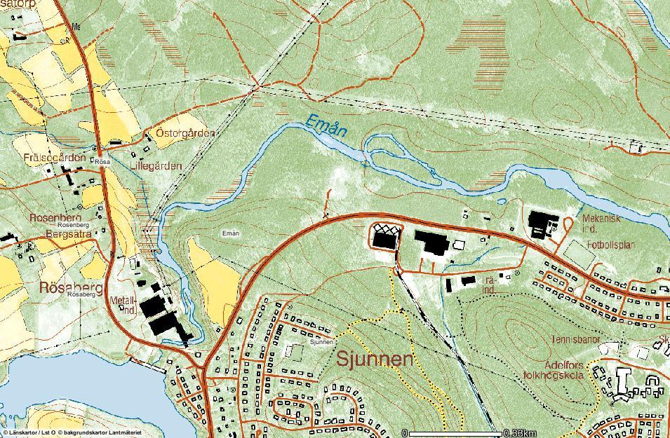 Lokal 3; Emån nedströms Sjunnen Figur 8. Karta på lokalen Emån Sjunnen (röd markering) och dess omgivningar. Källa: www.gis.lst.se.
