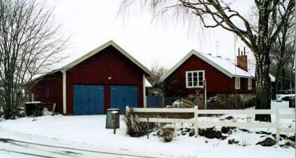 Området har under de senaste decennierna kompletterats med nya bostadshus på ett sätt som kommit att förändra byns karaktär väsentligt.
