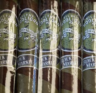 Alec Bradley Black Market Fifthy Hooligan Barber Pole Juni I