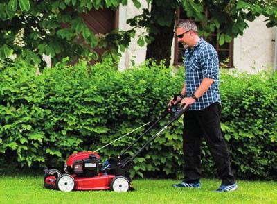 Vårt arbete berör allt du går på och vi handplockar maskiner som klipper, blåser, suger, borstar,