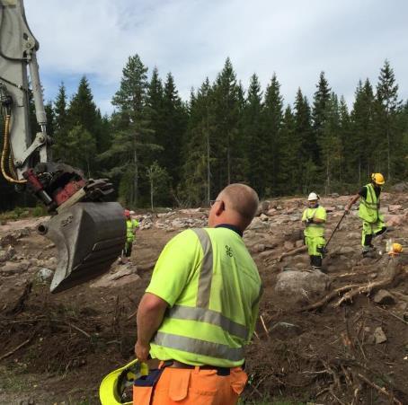 Arkeologiskt uppdrag En i tid avgränsad insats med ett uttalat syfte och beställning, utförd av arkeologer inom ett definierat