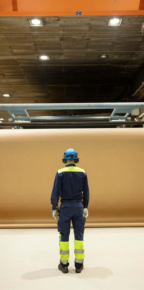 Introduktion Strategi & verksamhet Förvaltningsberättelse Finansiella rapporter Hållbarhetsfakta Övrigt Kraftliner Obbola, Umeå Produktionskapacitet: 450 000 ton/år Produktsortiment: kraftliner med