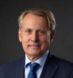 Tidigare bl a styrelseordförande i Swedbank och KF. Mångårig operativ erfarenhet inom såväl industrin som den finansiella sektorn, bl a som VD för Folksam.