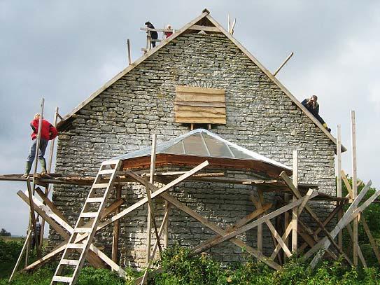 2010.a. suvel alustati konserveerimistöödega. Esmalt ehitati apsiidile uus katus, parandati kabeli soklit ja puhastati kalmistut võsast.