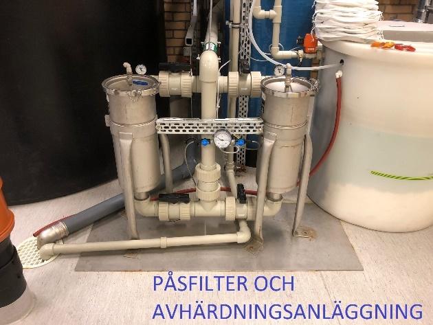 Sida: 7 (9) Figur 7, Avhärdningsanläggning i hus MD - Figur 8, RO-anläggning i hus MD Doseringsutrustning för tillsättning av soda och biocid.