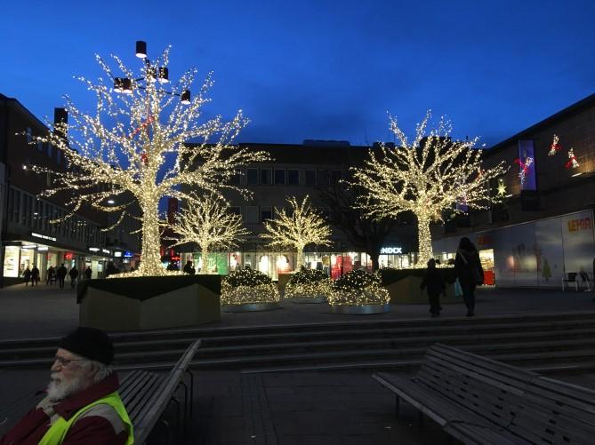 Vi avslutade med att titta på installationerna i centrum.