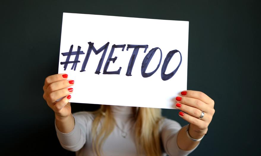 FOTO: UNSPLASH.COM och sexuella trakasserier de utsatts för av män. Hashtaggen metoo användes av miljoner kvinnor på sociala medier, där berättelser om sexuella trakasserier och våld avslöjades.