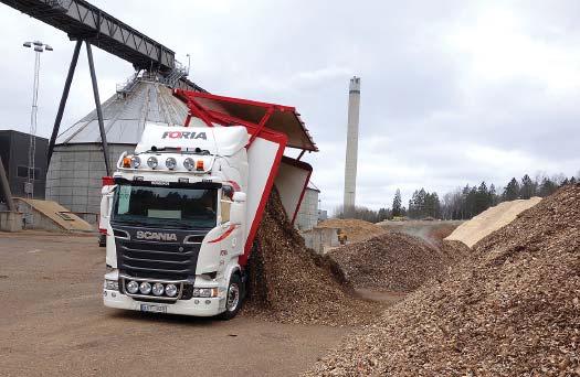 ett års uppföljning av tre 74-tons flisfordon ETT-Chips 74-tonne