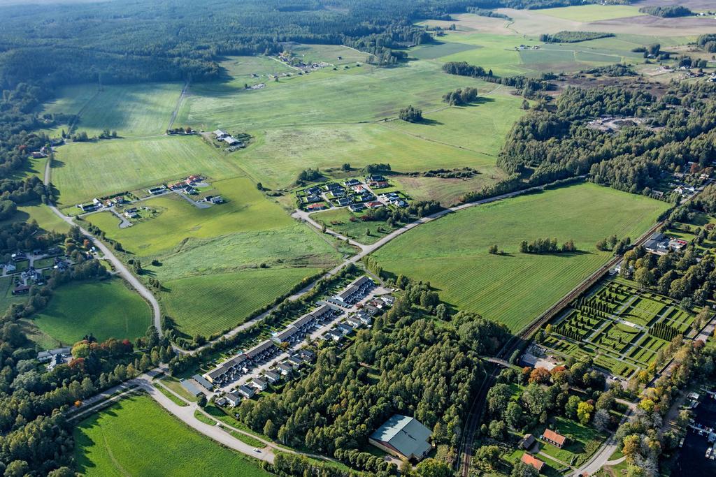 GRANSKNINGSHANDLING 4 (8) PLANDATA Läge Området för aktuell planändring (ca 1,8 ha) är beläget i nordvästra utkanten av Avesta tätort.