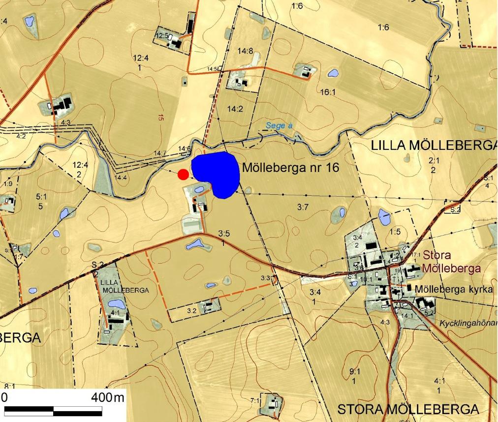 Figur 5. Schaktet vid Mölleberga nr 16. Schaktet mätte 5 x 5 m. Figur 6. Schaktets läge i förhållande till Mölleberga nr 16.