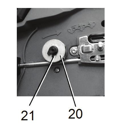 DK 9.6 Kontrol og udskiftning af tandkransen (20) Et beskadiget kædedrev medfører, at savkæden beskadiges eller slides unormalt meget.