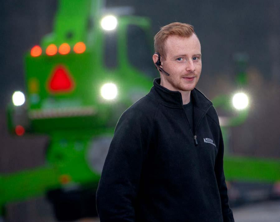 Jimmy och 40.30 löser de krångligaste jobben När det är trångt, krångligt och andra säger att det är omöjligt Då får Jimmy Vesterberg ta hand om uppgiften.