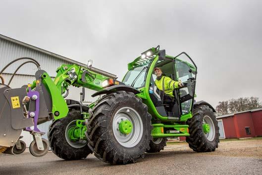 Merlo 35.7 får kycklingarna att växa Att träffa Richard och Myy är ett möte med två personer som älskar det de håller på med.
