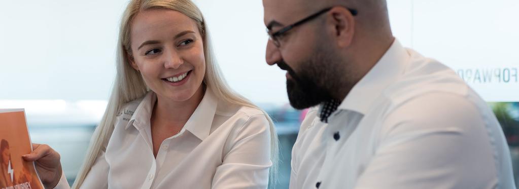 FÖRKLARING AV CLOUD JOURNEY Intresset kring molntjänster har lett till ett överflöd av information om ämnet.