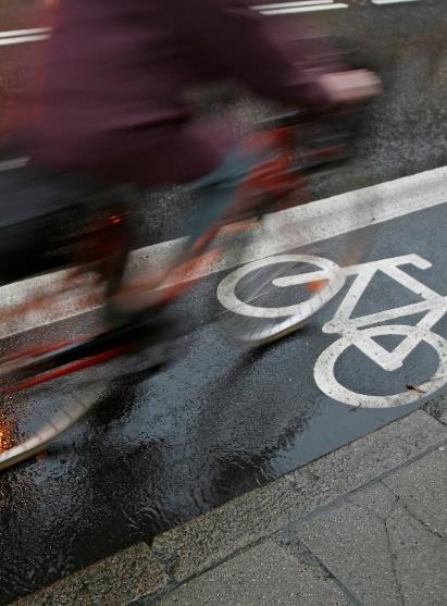 Kapacitetsstark attraktiv cykeltrafik Är följande uppfyllt för cykelåtgärder är det sannolikt att andelen cykeltrafik blir hög: Aktuella strategier och planer för utbyggnad av