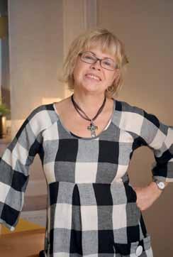 Berit Gezelius Patrí medzi výnimočné ženy, ktorých život spája to významovo obrovské slovo kultúra. Dosiahla mimoriadne výsledky v niektorých psychologických špecializáciách.
