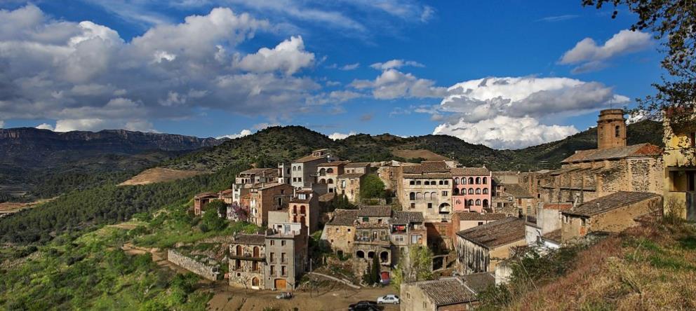 Vi anländer till Torroja del Priorat strax innan klockan 11.