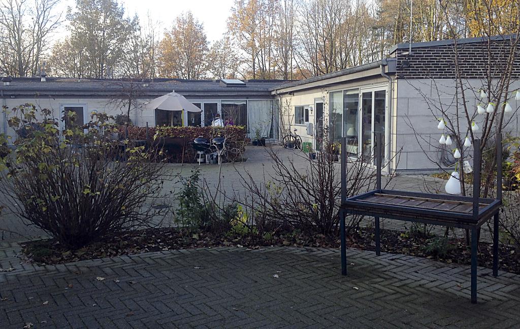 En hemmelig facebookgruppe - i asymmetriske relationer Gode resultater for den enkelte beboer med udviklingshæmning og mere viden om effekt.