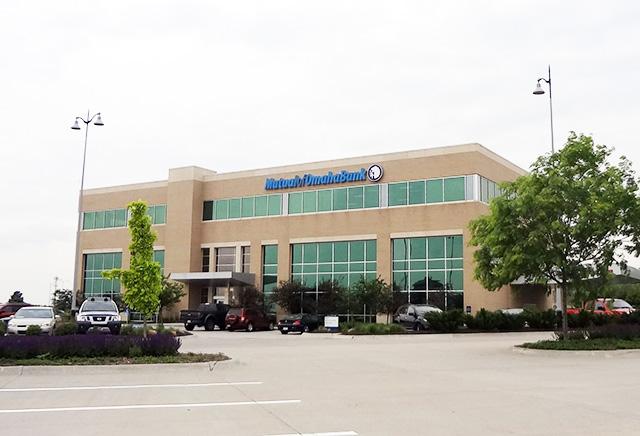 OFFICE FOR SUBLEASE Mutual of Omaha Bank Building 12702 Westport Parkway La Vista, E (126th & W Giles) $17.00 PSF Turn key medical space with Class A finishes in place. Prominent 1st floor location.