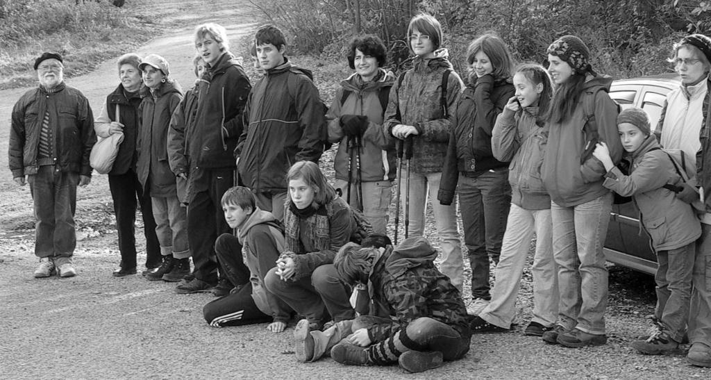Folytatás az 5. oldalról (Házi csoport: adunk és elfogadunk) Öröm van bennem és hála. A foglalkozás végén együtt imádkozunk.