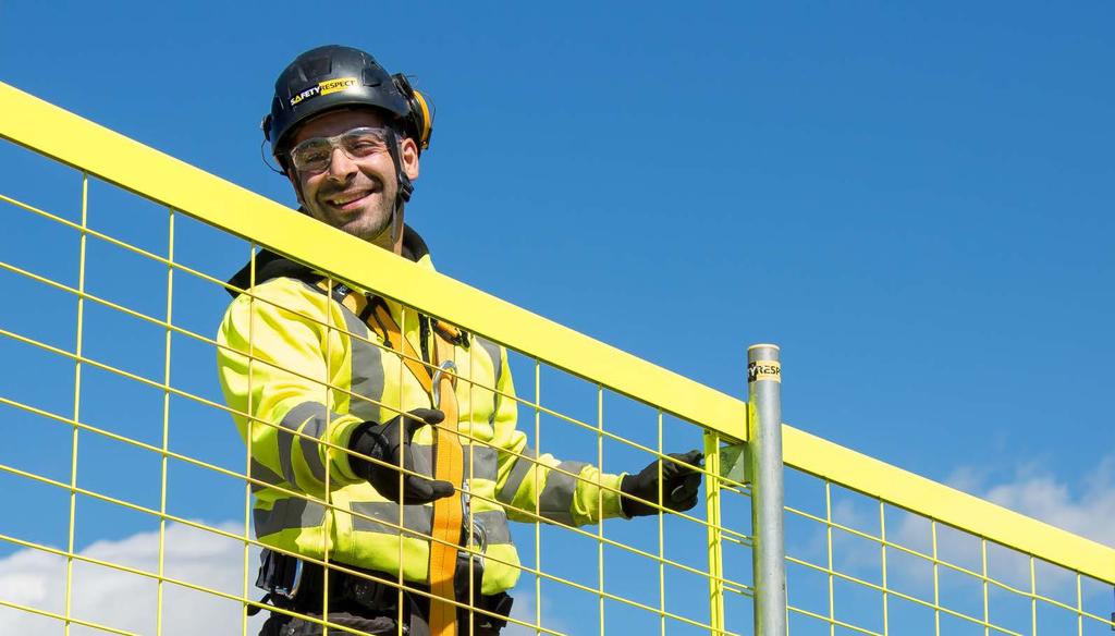 6 OCH TJÄNSTER VI SKAPAR KOSTNADSEFFEKTIVA OCH SÄKRA BYGGARBETSPLATSER Med service och fallskydd från SafetyRespect skapas en kostnadseffektiv och säker byggarbetsplats.