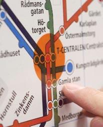 Val av skala 2. Visuell hierarki 3. Grafisk utformning av kartlayouten 4. Visualisering av data 5. Generalisering 6. Val av symboler och färger 1.